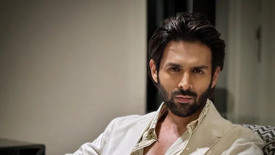 कार्तिक आर्यन कार्तिक आर्यन